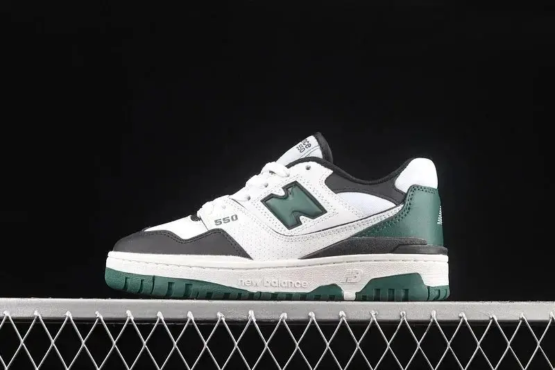 New Balance 550 Sneakers 3