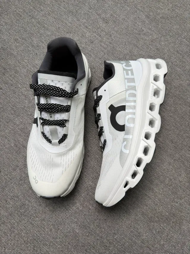 Nike Pegasus in triple white, QC photo